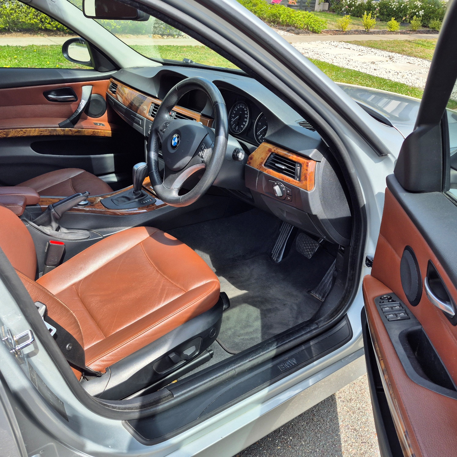 
								2008 BMW 320D E90 full									