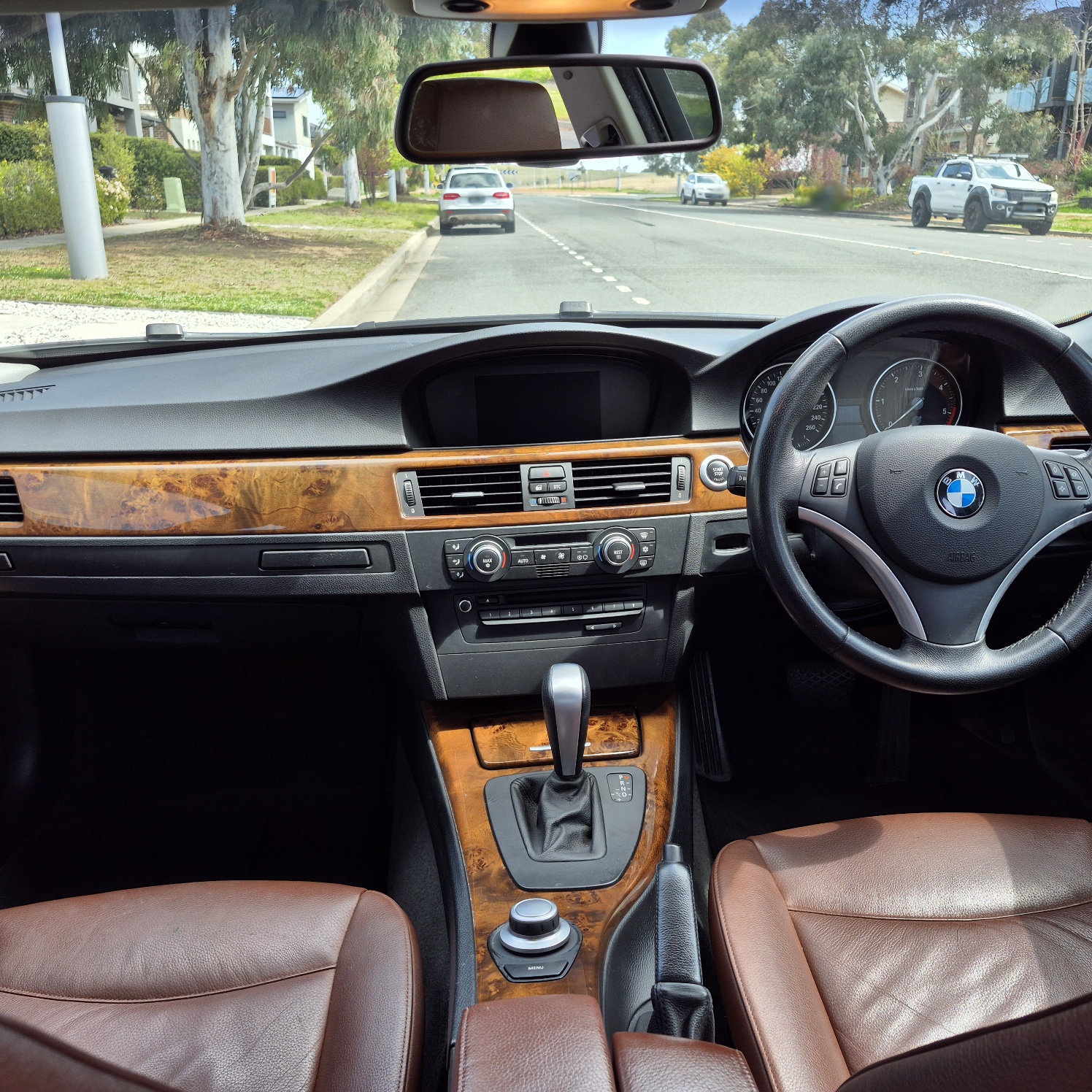 
								2008 BMW 320D E90 full									
