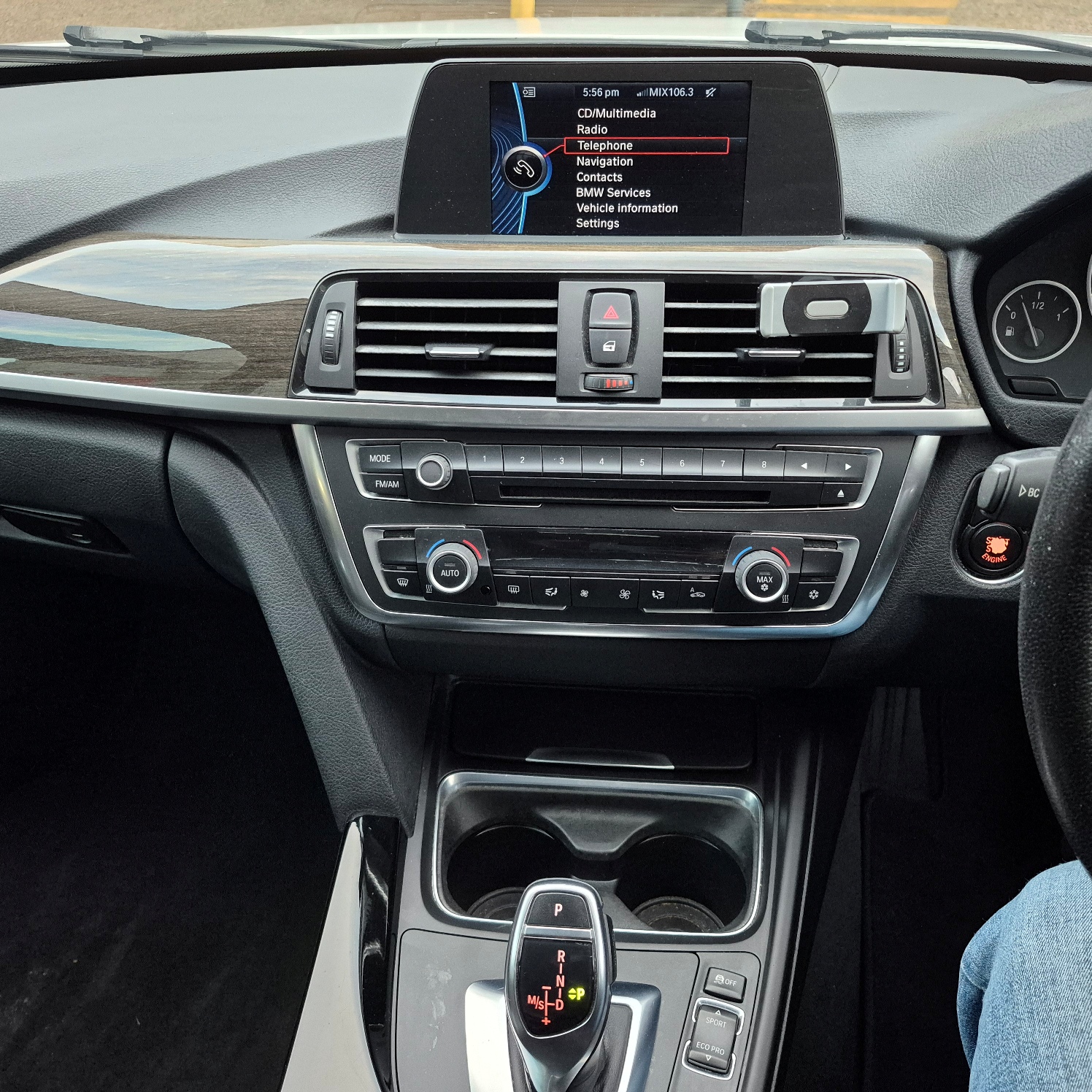 
								2012 BMW 328i Luxury Line F30 full									