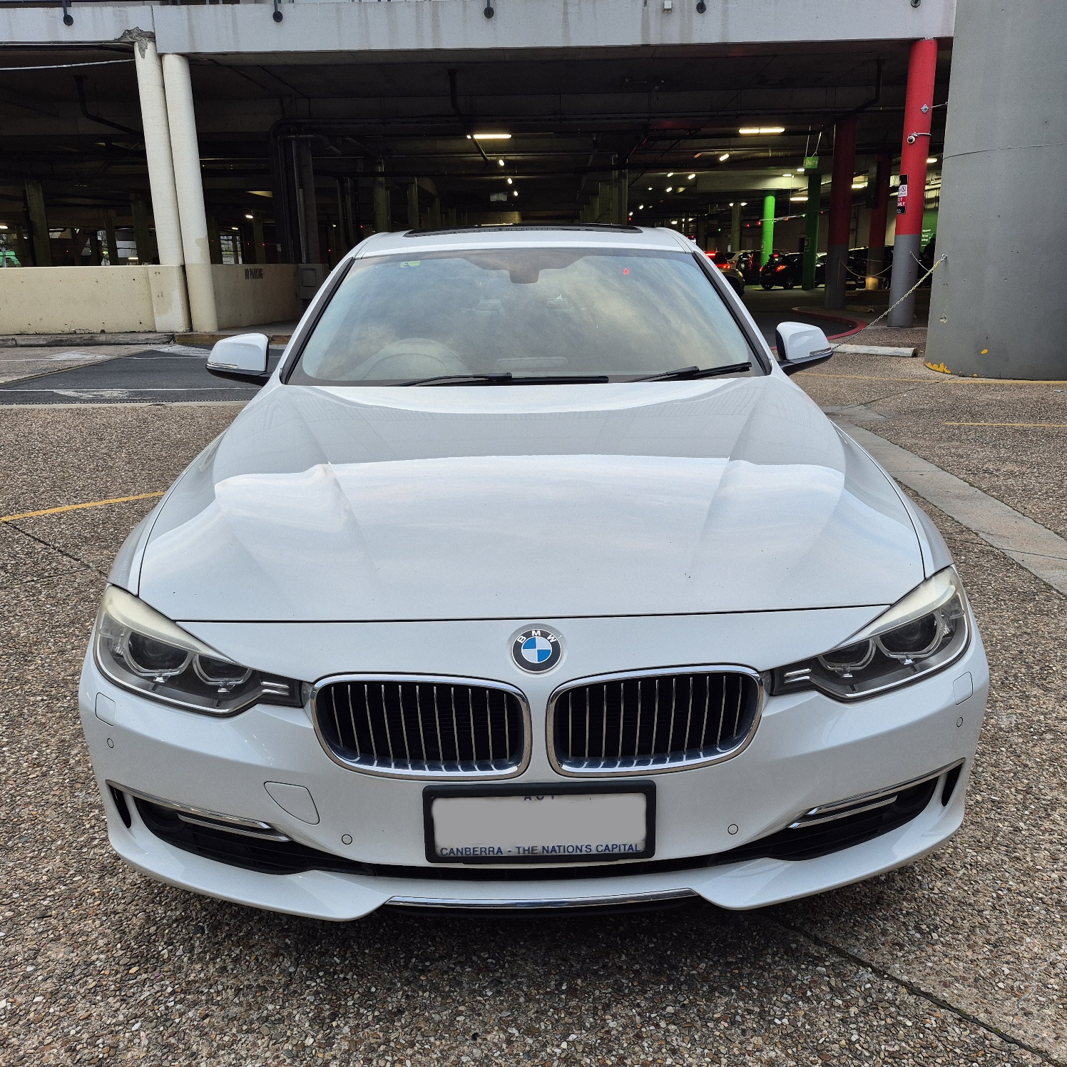 
								2012 BMW 328i Luxury Line F30 full									