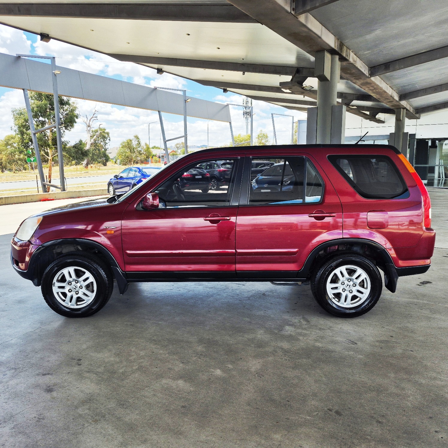 
								2002 Honda CR-V full									