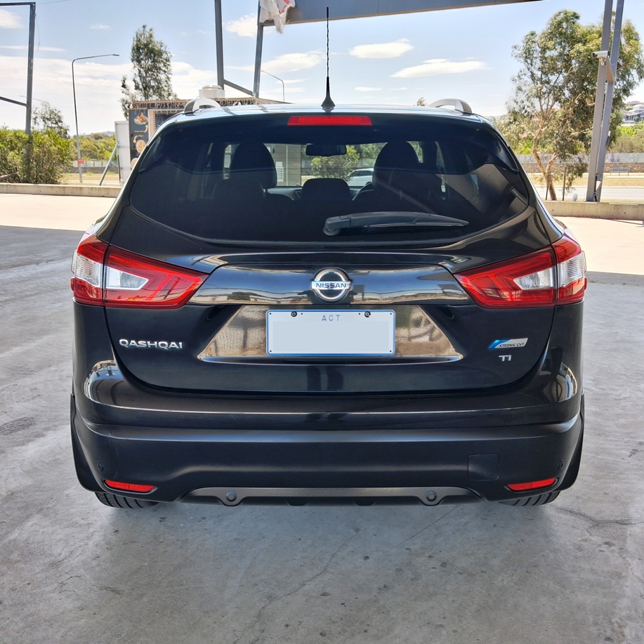 
								2014 Nissan Qashqai Ti full									
