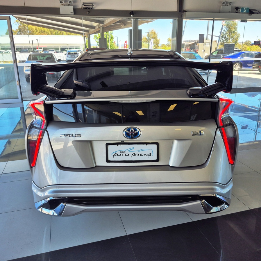 
								2016 Toyota Prius HYBRID full									