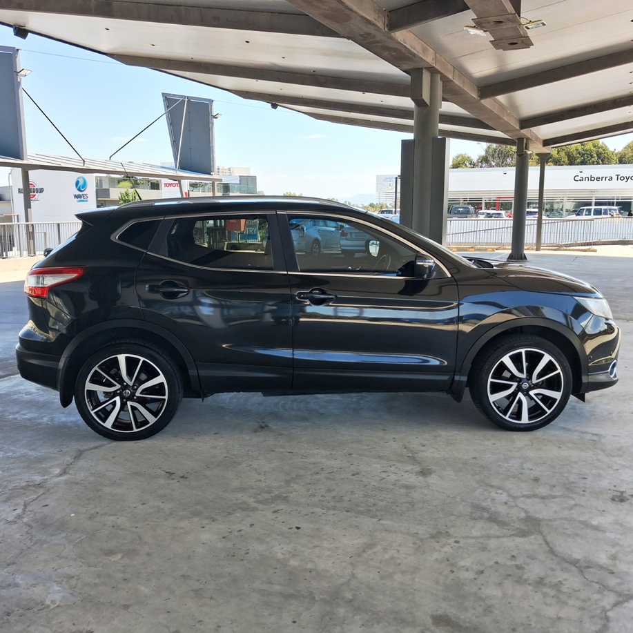 
								2014 Nissan Qashqai Ti full									