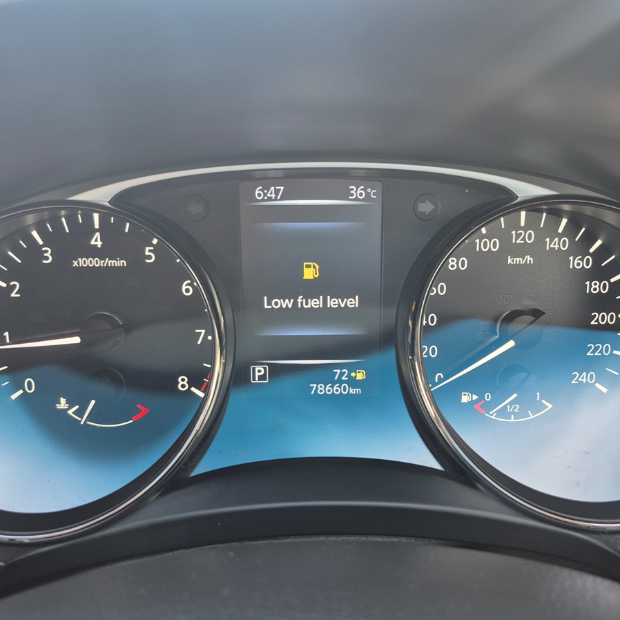 
								2017 Nissan X-Trail ST-L full									