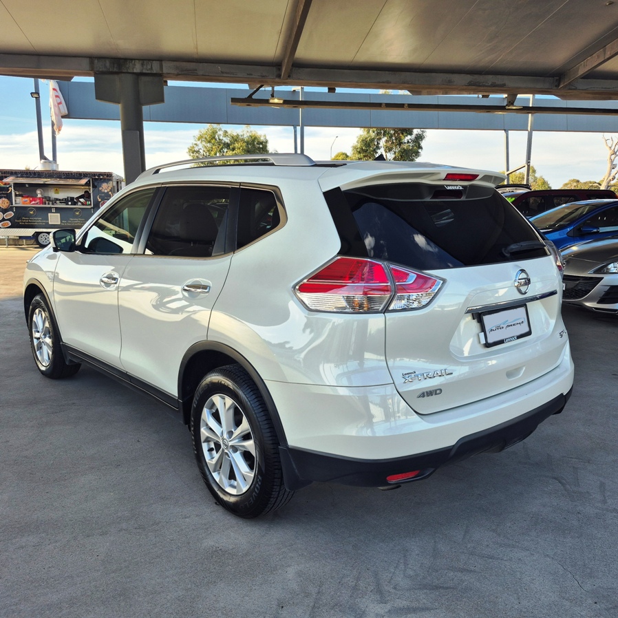 
								2017 Nissan X-Trail ST-L full									