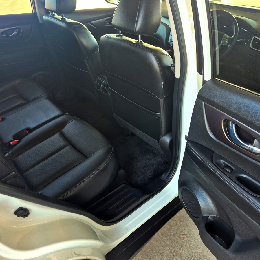 
								2017 Nissan X-Trail ST-L full									