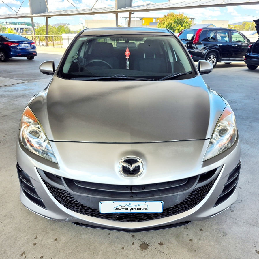
								2009 Mazda 3 full									