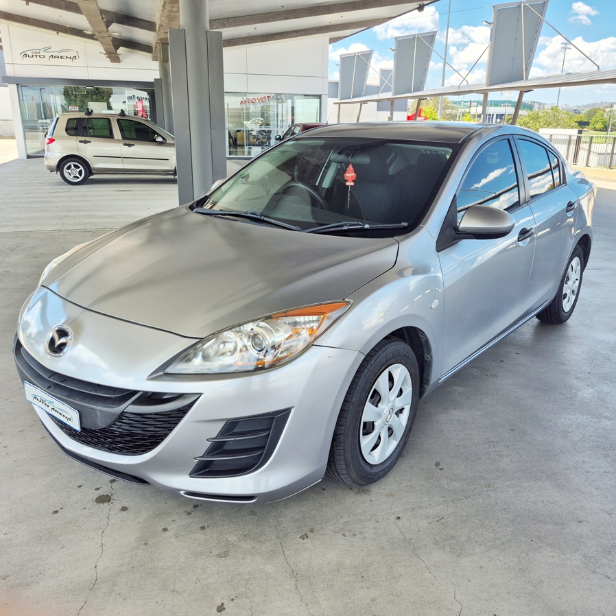 
								2009 Mazda 3 full									