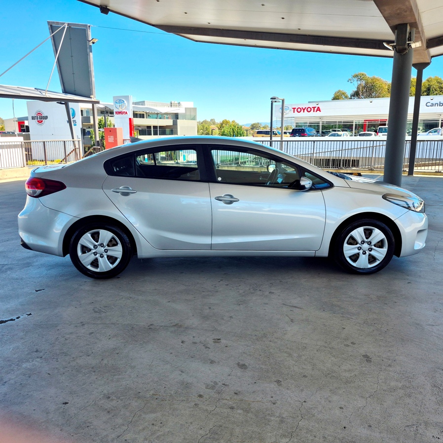 
								2018 Kia Cerato full									