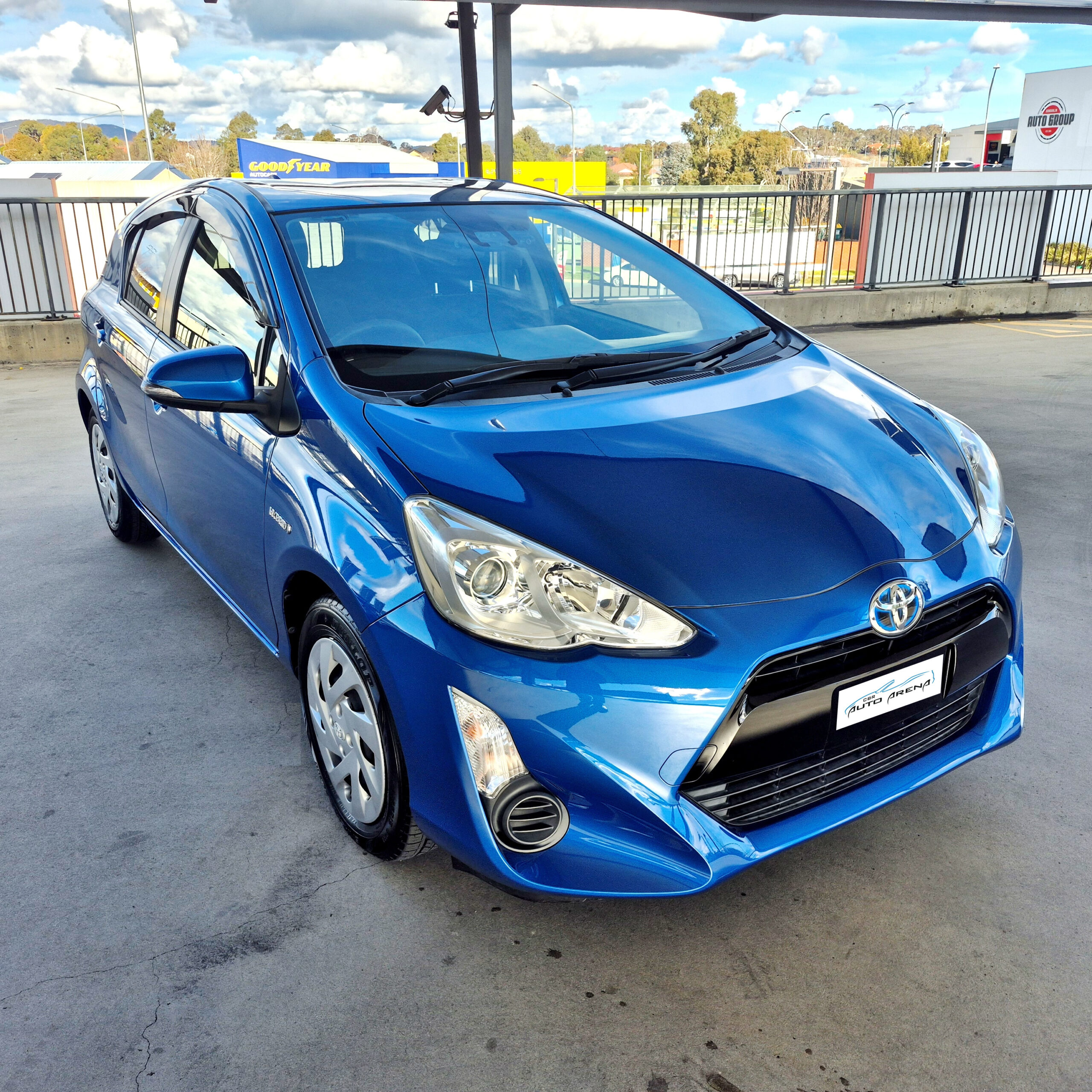 
								2016 Toyota Aqua HYBRID – 40 C full									