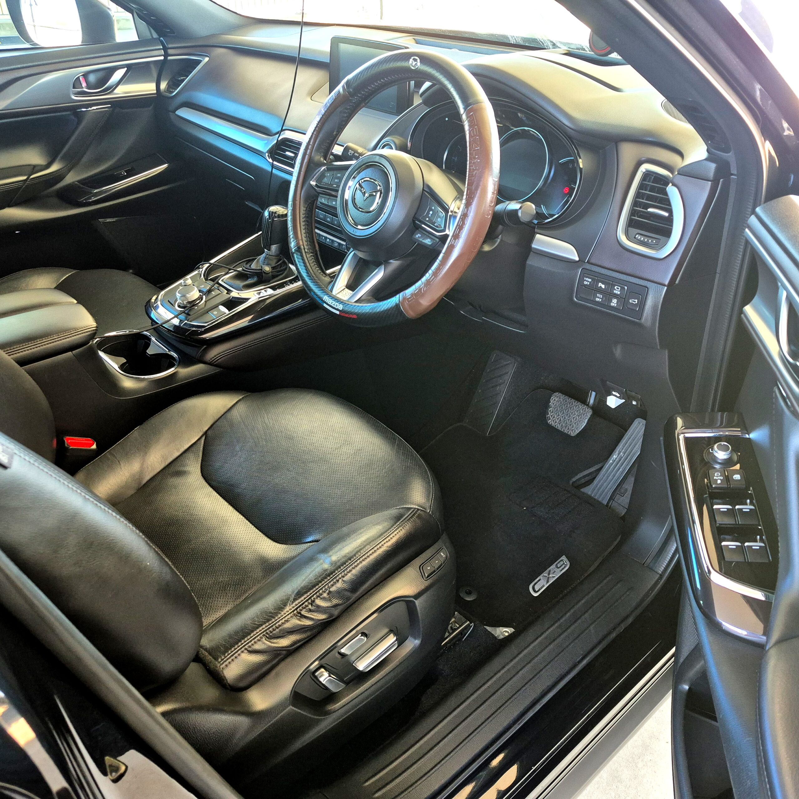 
								2019 Mazda CX-9 Azami – 39 C full									
