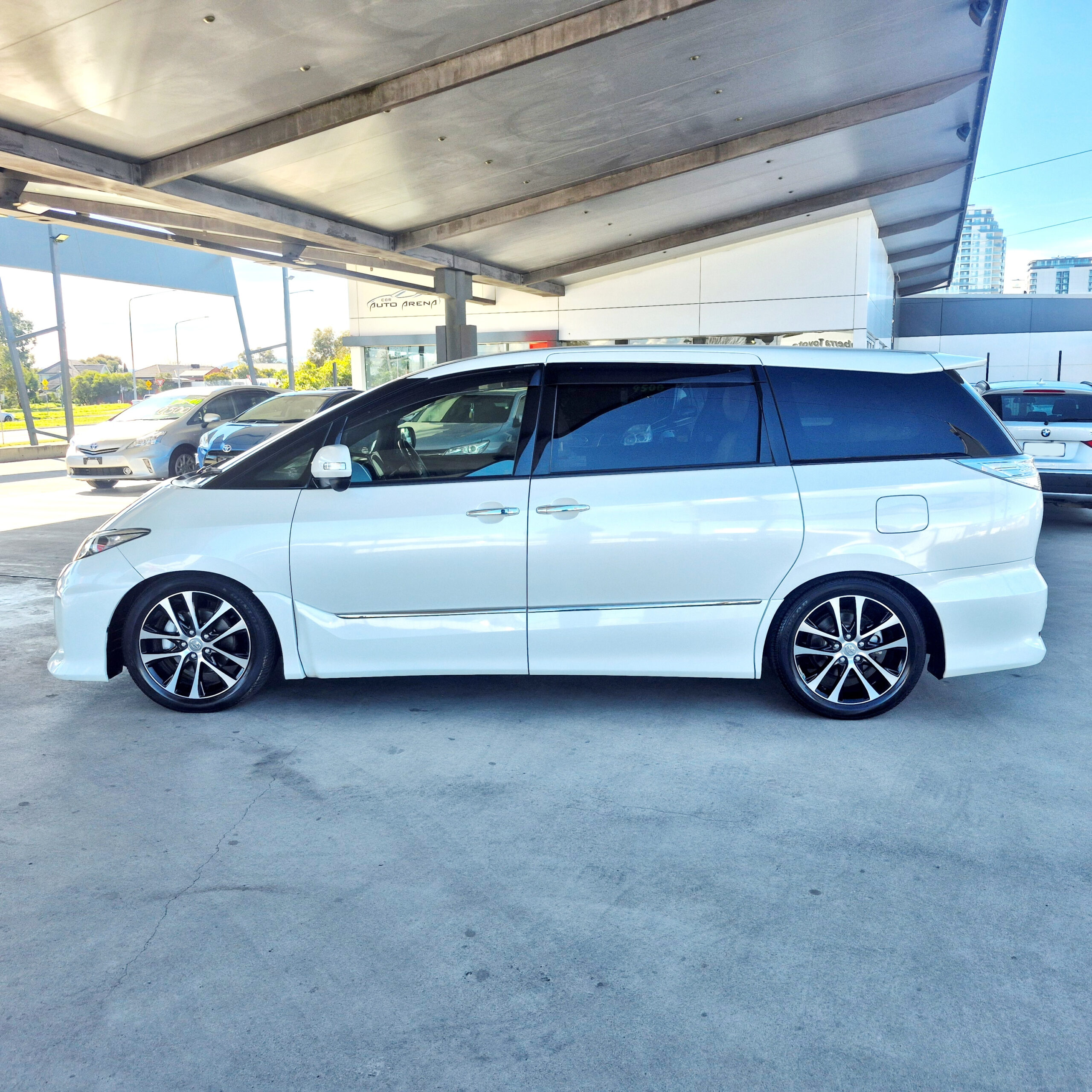 
								2016 Toyota Estima Aeras – 41 C full									
