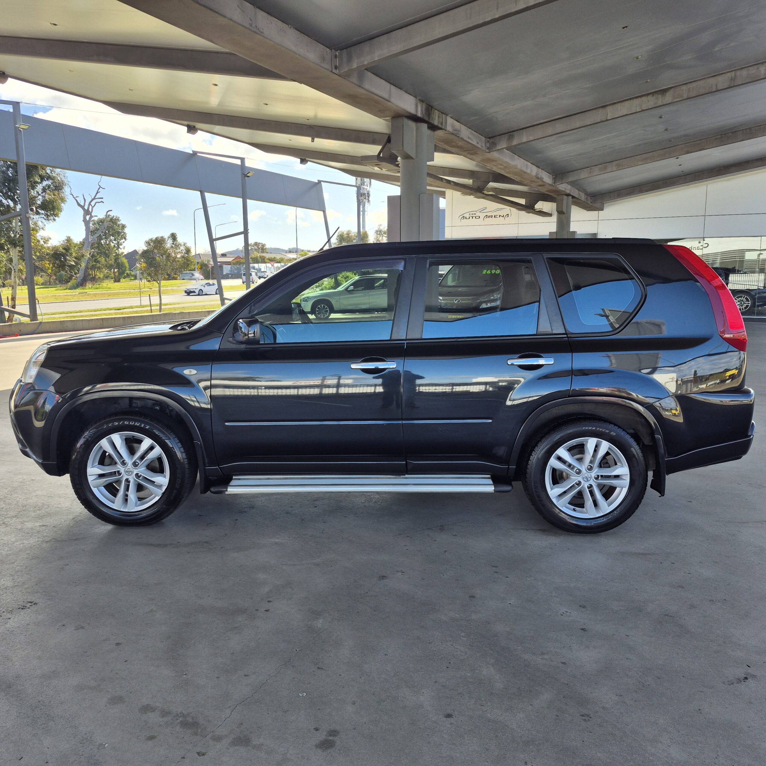 
								2011 Nissan X-Trail Manual – 21 full									