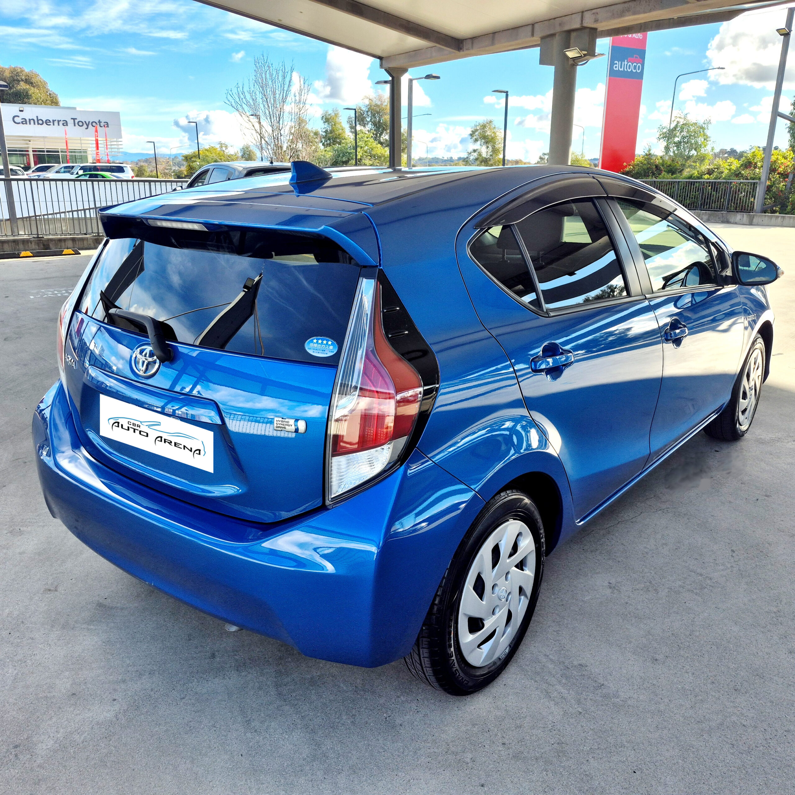 
								2016 Toyota Aqua HYBRID – 40 C full									