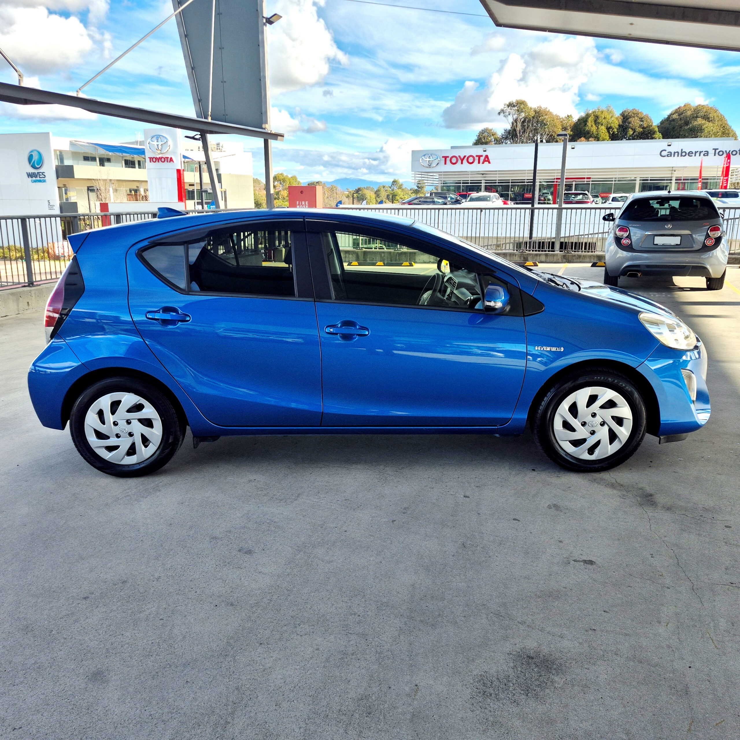 
								2016 Toyota Aqua HYBRID – 40 C full									