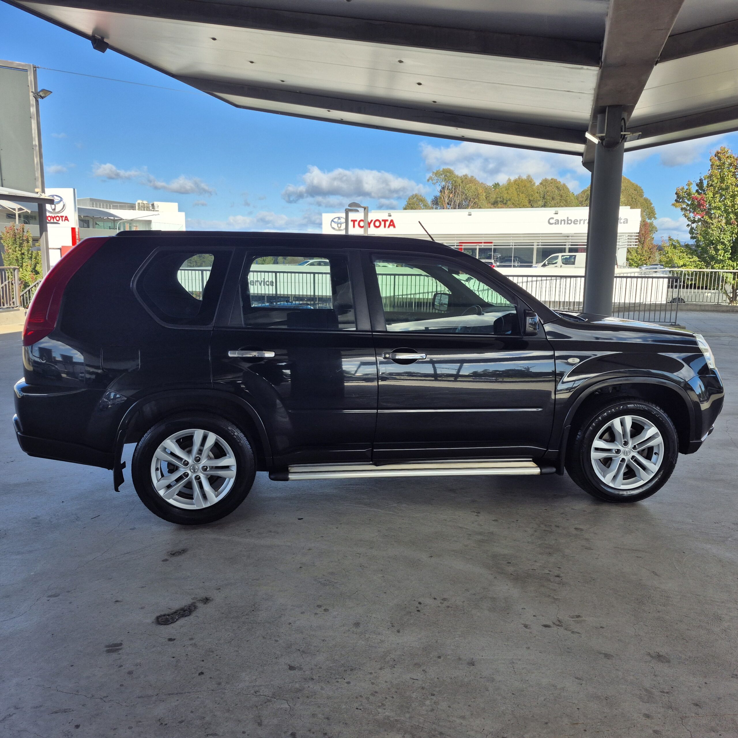 
								2011 Nissan X-Trail Manual – 21 full									